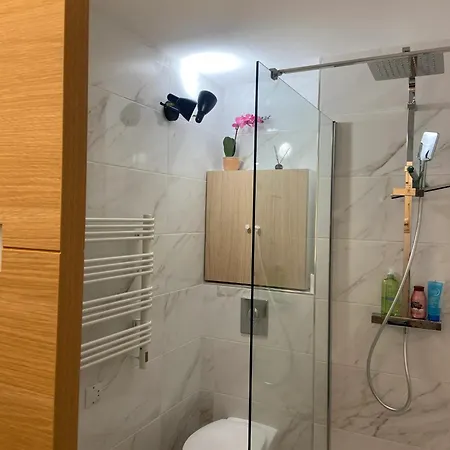 A Maxime 20 M² Avec Piscine Partagee Apartment *