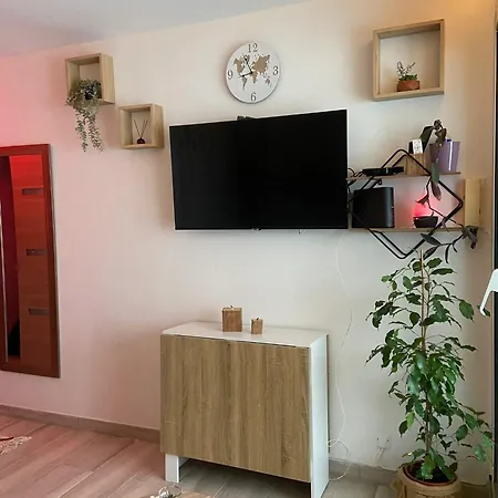Apartment A Maxime 20 M² Avec Piscine Partagee *