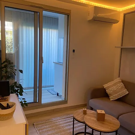 A Maxime 20 M² Avec Piscine Partagee Apartment Sainte-Maxime